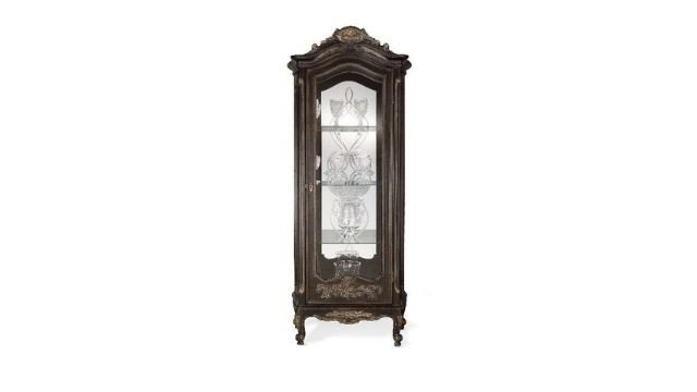 Elegant Design Display Cabinet
