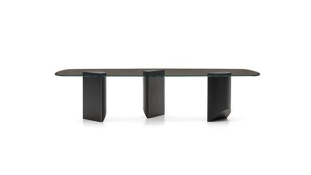 Trendy Design Dining Table
