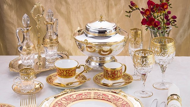 Exquisite Luxury Tableware: A Guide to the Finest Details